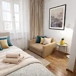 Проживание в семье Perfect Piwna Old Town Варшава