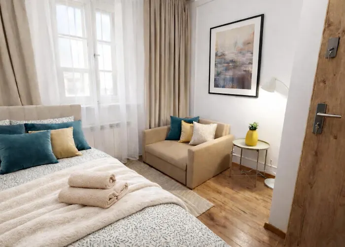 Homestay Perfect Piwna Old Town Warsaw
